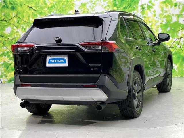 RAV4 4WDハイブリッドアドベンチャー パノラマルーフ/保証書/ディスプレイオーディオ+ナビ9インチ/デジタルインナーミラー/トヨタセーフティセンス/シートヒーター 前席/パノラミックビューモニター/車線逸脱防止支援システム サンルーフ(3枚目)