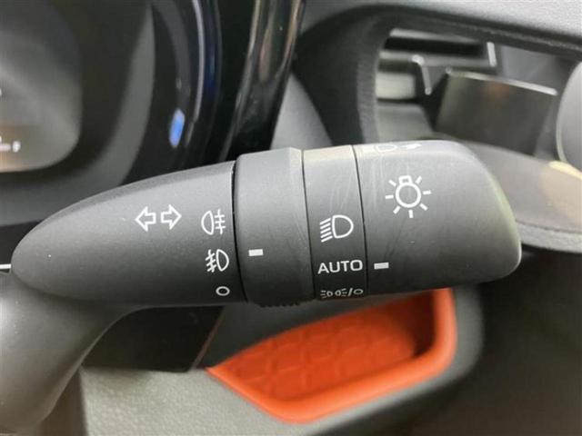 RAV4 4WDハイブリッドアドベンチャー パノラマルーフ/保証書/ディスプレイオーディオ+ナビ9インチ/デジタルインナーミラー/トヨタセーフティセンス/シートヒーター 前席/パノラミックビューモニター/車線逸脱防止支援システム サンルーフ(31枚目)