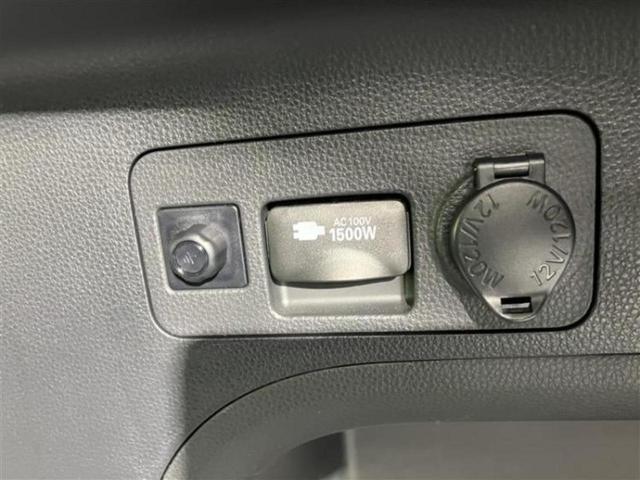 RAV4 4WDハイブリッドアドベンチャー パノラマルーフ/保証書/ディスプレイオーディオ+ナビ9インチ/デジタルインナーミラー/トヨタセーフティセンス/シートヒーター 前席/パノラミックビューモニター/車線逸脱防止支援システム サンルーフ(34枚目)