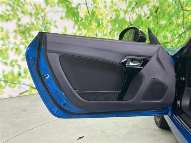 コペン GRスポーツ 新品タイヤ/純正 SDナビ/シートヒーター/ヘッドランプ LED/ETC/EBD付ABS/横滑り防止装置/フルセグTV/エアバッグ 運転席/エアバッグ 助手席/アルミホイール 純正 16インチ(8枚目)