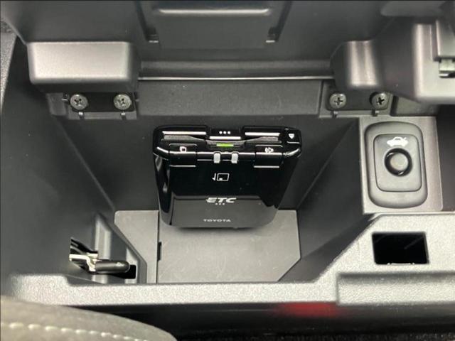 コペン GRスポーツ 新品タイヤ/純正 SDナビ/シートヒーター/ヘッドランプ LED/ETC/EBD付ABS/横滑り防止装置/フルセグTV/エアバッグ 運転席/エアバッグ 助手席/アルミホイール 純正 16インチ(18枚目)