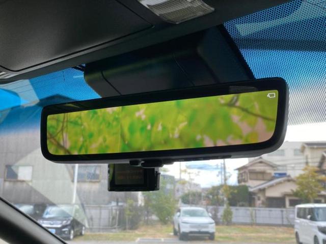 アルファード Ｓタイプゴールド　新品タイヤ／保証書／ディスプレイオーディオ＋ナビ／フリップダウンモニター　純正　１２．８インチ／デジタルインナーミラー／衝突安全装置／両側電動スライドドア／車線逸脱防止支援システム　バックカメラ（13枚目）