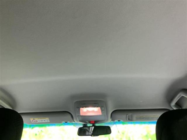 クラウンハイブリッド ハイブリッドロイヤルサルーンブラックスタイル　新品タイヤ／保証書／純正　ナビ／衝突安全装置／シートヒーター　前席／ヘッドランプ　ＬＥＤ／Ｂｌｕｅｔｏｏｔｈ接続／ＥＴＣ／ＥＢＤ付ＡＢＳ／横滑り防止装置／アイドリングストップ／クルーズコントロール（20枚目）