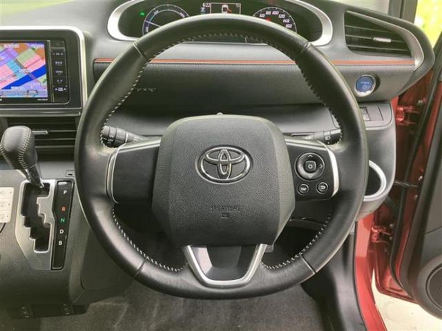 シエンタ ハイブリッドＧ　純正エアロ／社外　ＳＤナビ／トヨタセーフティセンス／両側電動スライドドア／車線逸脱防止支援システム／ヘッドランプ　ＬＥＤ／ＥＴＣ／ＥＢＤ付ＡＢＳ／横滑り防止装置／アイドリングストップ／フルセグＴＶ（16枚目）