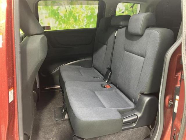 シエンタ ハイブリッドＧ　純正エアロ／社外　ＳＤナビ／トヨタセーフティセンス／両側電動スライドドア／車線逸脱防止支援システム／ヘッドランプ　ＬＥＤ／ＥＴＣ／ＥＢＤ付ＡＢＳ／横滑り防止装置／アイドリングストップ／フルセグＴＶ（19枚目）