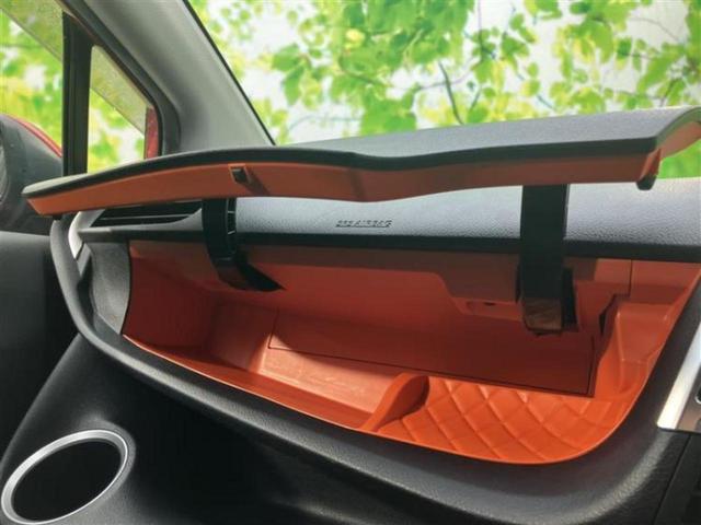 シエンタ ハイブリッドＧ　純正エアロ／社外　ＳＤナビ／トヨタセーフティセンス／両側電動スライドドア／車線逸脱防止支援システム／ヘッドランプ　ＬＥＤ／ＥＴＣ／ＥＢＤ付ＡＢＳ／横滑り防止装置／アイドリングストップ／フルセグＴＶ（28枚目）