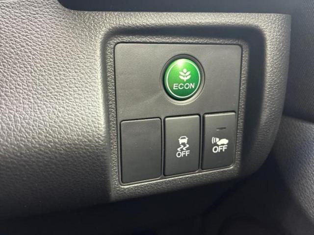 �ԑI�тɂ͂��Y�݂������̂ł��I��̓I�ȍw���܂ł͌������Ă��Ȃ����ǎԂ͋C�ɂȂ�Ƃ������q�l���劽�}�ł��I���񒆌Îԍw���̑����̂���`���������Ă��������I