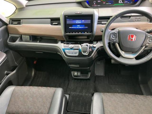 フリードハイブリッド ハイブリッドクロスターブラックスタイル　新品タイヤ／保証書／純正　９インチ　ＳＤナビ／ホンダセンシング／両側電動スライドドア／シートヒーター　前席／車線逸脱防止支援システム／シート　ハーフレザー／ドライブレコーダー　前後　バックカメラ（4枚目）