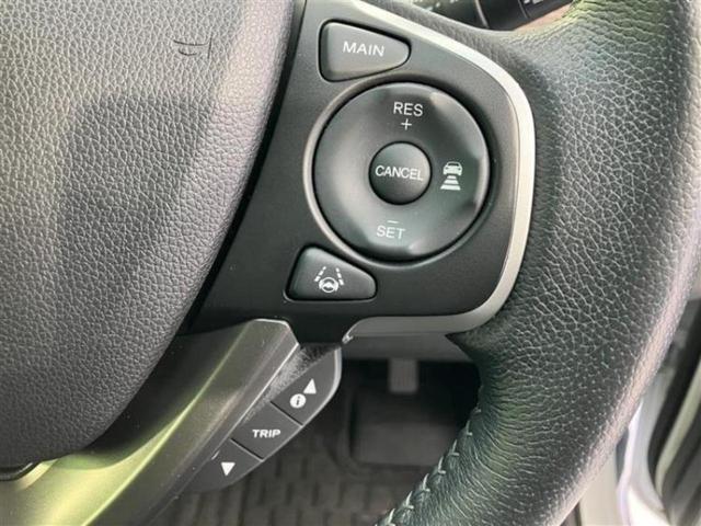 フリードハイブリッド ハイブリッドクロスターブラックスタイル　新品タイヤ／保証書／純正　９インチ　ＳＤナビ／ホンダセンシング／両側電動スライドドア／シートヒーター　前席／車線逸脱防止支援システム／シート　ハーフレザー／ドライブレコーダー　前後　バックカメラ（14枚目）