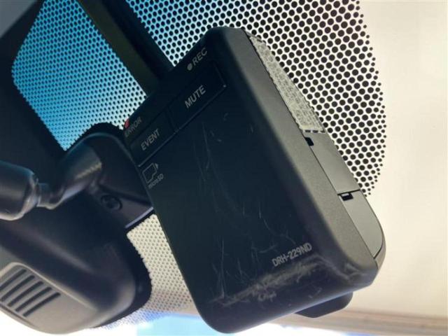 フリードハイブリッド ハイブリッドクロスターブラックスタイル　新品タイヤ／保証書／純正　９インチ　ＳＤナビ／ホンダセンシング／両側電動スライドドア／シートヒーター　前席／車線逸脱防止支援システム／シート　ハーフレザー／ドライブレコーダー　前後　バックカメラ（15枚目）