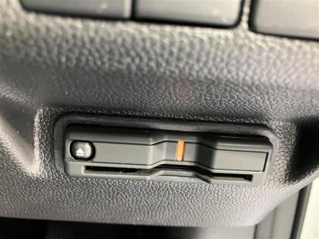 フリードハイブリッド ハイブリッドクロスターブラックスタイル　新品タイヤ／保証書／純正　９インチ　ＳＤナビ／ホンダセンシング／両側電動スライドドア／シートヒーター　前席／車線逸脱防止支援システム／シート　ハーフレザー／ドライブレコーダー　前後　バックカメラ（17枚目）