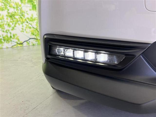 フリードハイブリッド ハイブリッドクロスターブラックスタイル　新品タイヤ／保証書／純正　９インチ　ＳＤナビ／ホンダセンシング／両側電動スライドドア／シートヒーター　前席／車線逸脱防止支援システム／シート　ハーフレザー／ドライブレコーダー　前後　バックカメラ（25枚目）