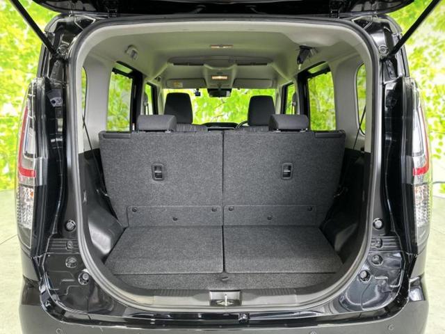 デリカＤ：２ ハイブリッドＭＺカメラナビパッケージ　純正　９インチ　メモリーナビ／衝突安全装置／両側電動スライドドア／シートヒーター　前席／全方位モニター／車線逸脱防止支援システム／ドライブレコーダー　前後／ヘッドランプ　ＬＥＤ　衝突被害軽減システム（8枚目）