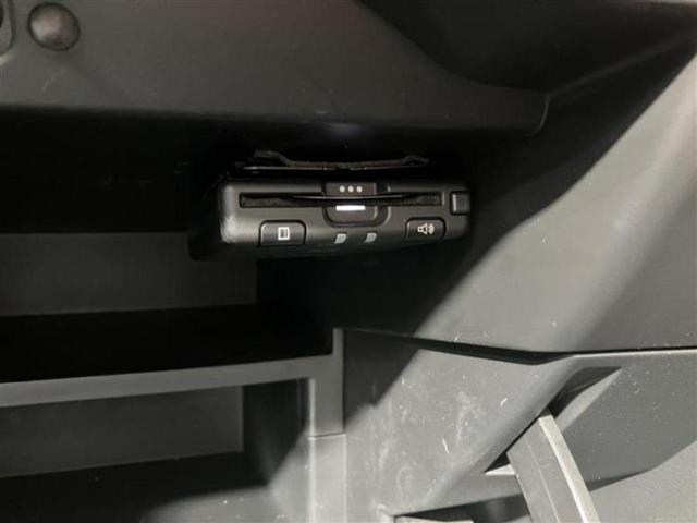 ノート eパワーX 保証書/純正 SDナビ/インテリジェントルームミラー/エマージェンシーブレーキ/車線逸脱防止支援システム/ドライブレコーダー 社外/Bluetooth接続/ETC/EBD付ABS/横滑り防止装置(16枚目)