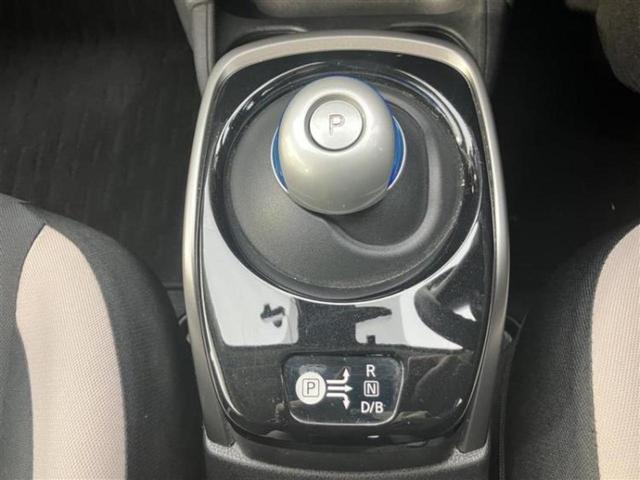 ノート eパワーX 保証書/純正 SDナビ/インテリジェントルームミラー/エマージェンシーブレーキ/車線逸脱防止支援システム/ドライブレコーダー 社外/Bluetooth接続/ETC/EBD付ABS/横滑り防止装置(18枚目)