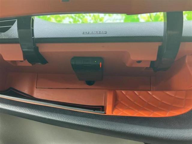 シエンタ ハイブリッドＧ　新品タイヤ／保証書／純正　ＳＤナビ／トヨタセーフティセンス／両側電動スライドドア／車線逸脱防止支援システム／パーキングアシスト　自動操舵／ドライブレコーダー　純正／Ｂｌｕｅｔｏｏｔｈ接続　バックカメラ（22枚目）