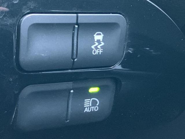 プリウス Ｓ　純正　９インチ　ナビ／トヨタセーフティセンス／車線逸脱防止支援システム／ドライブレコーダー　社外／ヘッドランプ　ＬＥＤ／Ｂｌｕｅｔｏｏｔｈ接続／ＥＴＣ／ＥＢＤ付ＡＢＳ／横滑り防止装置　バックカメラ（36枚目）