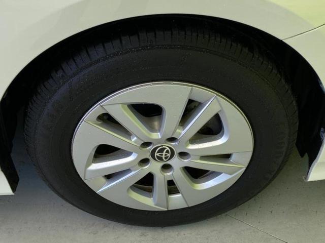 プリウス Ｓ　純正　９インチ　ナビ／トヨタセーフティセンス／車線逸脱防止支援システム／ドライブレコーダー　社外／ヘッドランプ　ＬＥＤ／Ｂｌｕｅｔｏｏｔｈ接続／ＥＴＣ／ＥＢＤ付ＡＢＳ／横滑り防止装置　バックカメラ（50枚目）