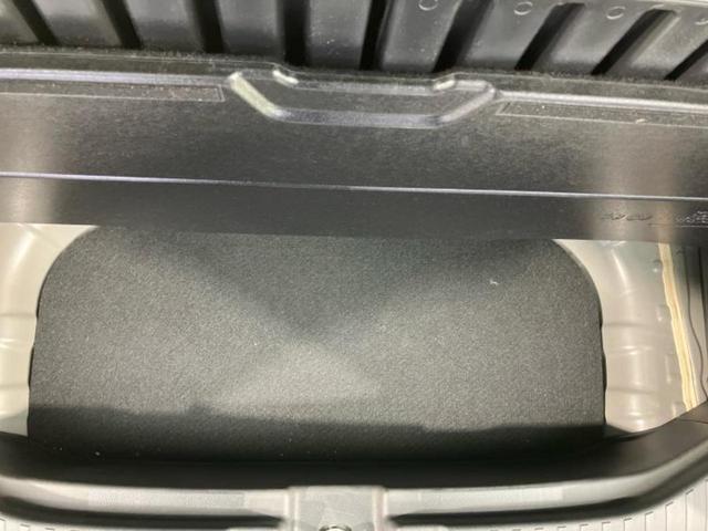 Ｎ－ＢＯＸスラッシュ Ｇ・ターボＬインテリアカラーパッケージ　保証書／純正　ＳＤナビ／シティーブレーキアクティブシステム（ホンダ）／シートヒーター／シート　合皮／ヘッドランプ　ＨＩＤ／ＵＳＢジャック／Ｂｌｕｅｔｏｏｔｈ接続／ＥＴＣ／ＥＢＤ付ＡＢＳ　バックカメラ（24枚目）