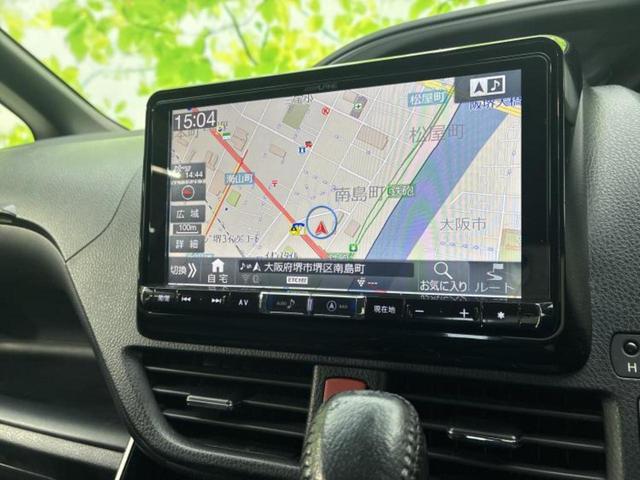 ヴォクシー ＺＳキラメキ２　新品タイヤ／保証書／社外　９インチ　ＳＤナビ／フリップダウンモニター　社外　１０．１インチ／衝突安全装置／両側電動スライドドア／車線逸脱防止支援システム／ドライブレコーダー　社外　衝突被害軽減システム（10枚目）