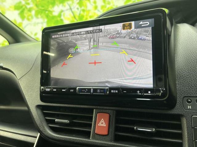 ヴォクシー ＺＳキラメキ２　新品タイヤ／保証書／社外　９インチ　ＳＤナビ／フリップダウンモニター　社外　１０．１インチ／衝突安全装置／両側電動スライドドア／車線逸脱防止支援システム／ドライブレコーダー　社外　衝突被害軽減システム（13枚目）