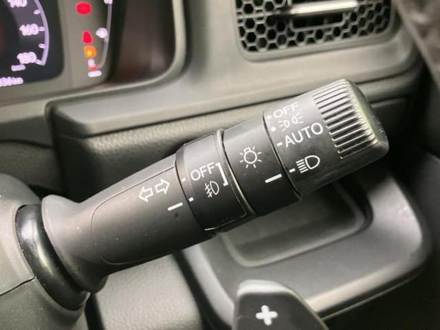 ステップワゴン ｅＨＥＶスパーダ　新品タイヤ／保証書／純正　１１インチ　ＳＤナビ／ホンダセンシング／両側電動スライドドア／シートヒーター／車線逸脱防止支援システム／シート　ハーフレザー／電動バックドア／ヘッドランプ　ＬＥＤ　禁煙車（17枚目）