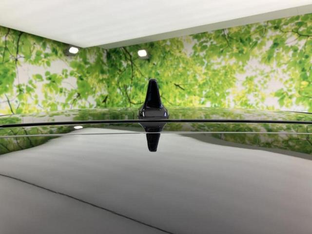 ヴェゼル ｅＨＥＶプレイ　新品タイヤ／パノラマルーフ／保証書／純正　ＳＤナビ／ホンダセンシング／シートヒーター／車線逸脱防止支援システム／シート　ハーフレザー／電動バックドア／ヘッドランプ　ＬＥＤ／ＵＳＢジャック　サンルーフ（35枚目）