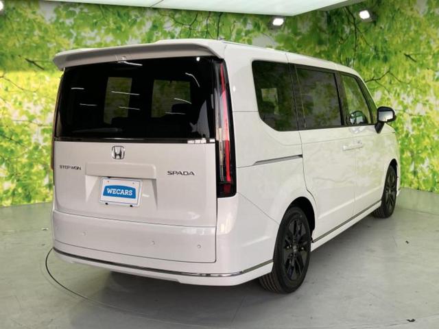 ステップワゴン スパーダ　保証書／純正　１１インチ　ナビ／フリップダウンモニター　純正　１５．６インチ／ホンダセンシング／両側電動スライドドア／シートヒーター　前席／車線逸脱防止支援システム／電動バックドア／登録済未使用車（3枚目）