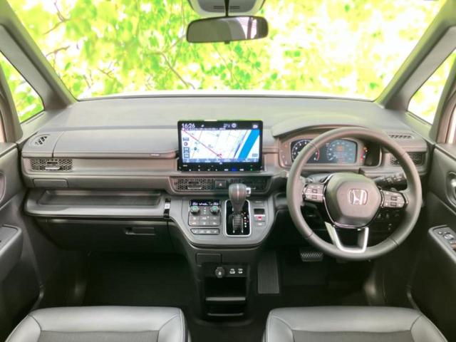 ステップワゴン スパーダ　保証書／純正　１１インチ　ナビ／フリップダウンモニター　純正　１５．６インチ／ホンダセンシング／両側電動スライドドア／シートヒーター　前席／車線逸脱防止支援システム／電動バックドア／登録済未使用車（4枚目）