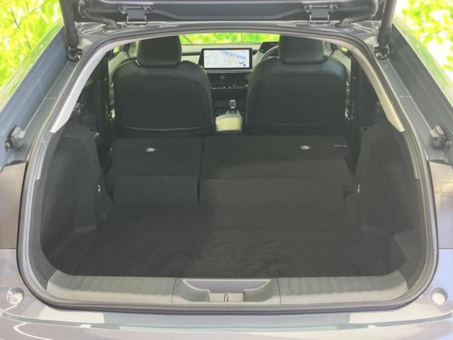 プリウス Ｚ　新品タイヤ／保証書／純正　ＳＤナビ／デジタルインナーミラー／トヨタセーフティセンス／シートヒーター／全方位モニター／車線逸脱防止支援システム／シート　合皮／電動バックドア／ドライブレコーダー　純正（20枚目）