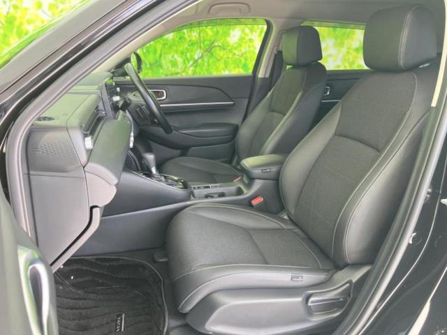 ヴェゼル ｅＨＥＶ　Ｚ　新品タイヤ／保証書／ディスプレイオーディオ＋ナビ９インチ／衝突安全装置／シートヒーター／車線逸脱防止支援システム／シート　ハーフレザー／電動バックドア／ドライブレコーダー　前後　衝突被害軽減システム（6枚目）