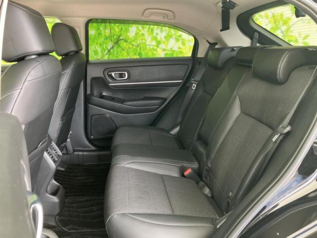 ヴェゼル ｅＨＥＶ　Ｚ　新品タイヤ／保証書／ディスプレイオーディオ＋ナビ９インチ／衝突安全装置／シートヒーター／車線逸脱防止支援システム／シート　ハーフレザー／電動バックドア／ドライブレコーダー　前後　衝突被害軽減システム（7枚目）