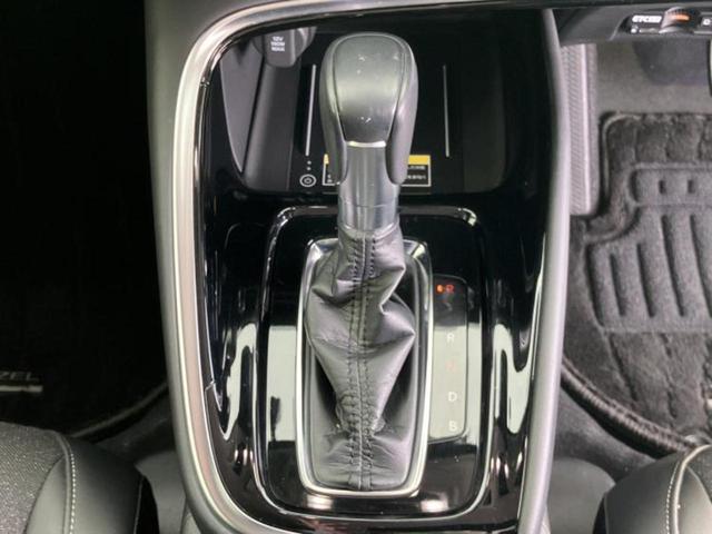 ヴェゼル ｅＨＥＶ　Ｚ　新品タイヤ／保証書／ディスプレイオーディオ＋ナビ９インチ／衝突安全装置／シートヒーター／車線逸脱防止支援システム／シート　ハーフレザー／電動バックドア／ドライブレコーダー　前後　衝突被害軽減システム（18枚目）