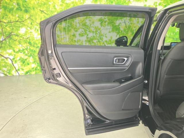 ヴェゼル ｅＨＥＶ　Ｚ　新品タイヤ／保証書／ディスプレイオーディオ＋ナビ９インチ／衝突安全装置／シートヒーター／車線逸脱防止支援システム／シート　ハーフレザー／電動バックドア／ドライブレコーダー　前後　衝突被害軽減システム（22枚目）