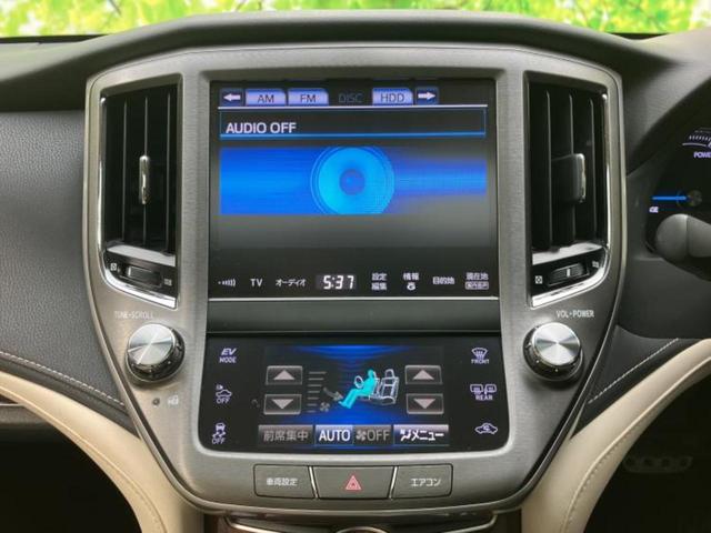 クラウンハイブリッド ハイブリッドロイヤルサルーンＧ　新品タイヤ／サンルーフ／保証書／純正　８インチ　ＳＤナビ／衝突安全装置／シートヒーター　全席／シート　フルレザー／ヘッドランプ　ＨＩＤ／ＥＴＣ／ＥＢＤ付ＡＢＳ／横滑り防止装置／アイドリングストップ（9枚目）