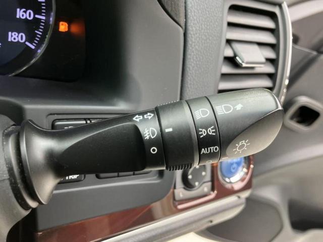 クラウンハイブリッド ハイブリッドロイヤルサルーンＧ　新品タイヤ／サンルーフ／保証書／純正　８インチ　ＳＤナビ／衝突安全装置／シートヒーター　全席／シート　フルレザー／ヘッドランプ　ＨＩＤ／ＥＴＣ／ＥＢＤ付ＡＢＳ／横滑り防止装置／アイドリングストップ（15枚目）