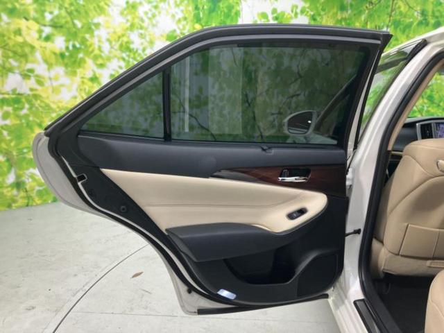 クラウンハイブリッド ハイブリッドロイヤルサルーンＧ　新品タイヤ／サンルーフ／保証書／純正　８インチ　ＳＤナビ／衝突安全装置／シートヒーター　全席／シート　フルレザー／ヘッドランプ　ＨＩＤ／ＥＴＣ／ＥＢＤ付ＡＢＳ／横滑り防止装置／アイドリングストップ（22枚目）