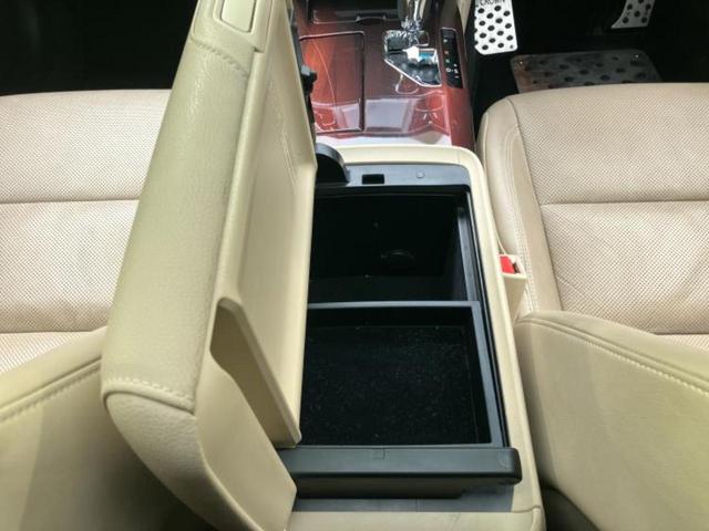 クラウンハイブリッド ハイブリッドロイヤルサルーンＧ　新品タイヤ／サンルーフ／保証書／純正　８インチ　ＳＤナビ／衝突安全装置／シートヒーター　全席／シート　フルレザー／ヘッドランプ　ＨＩＤ／ＥＴＣ／ＥＢＤ付ＡＢＳ／横滑り防止装置／アイドリングストップ（31枚目）