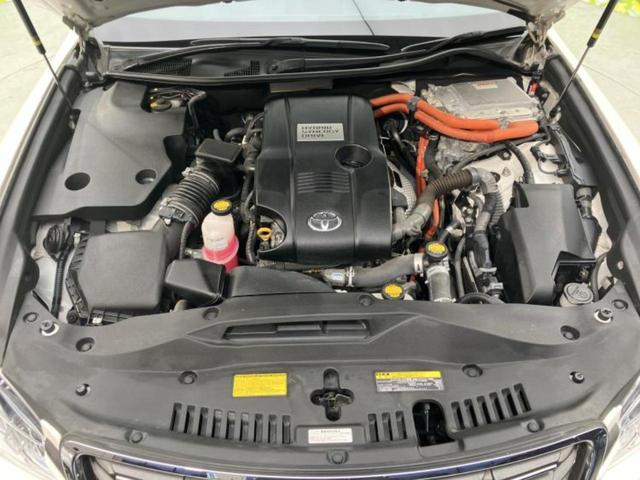 クラウンハイブリッド ハイブリッドロイヤルサルーンＧ　新品タイヤ／サンルーフ／保証書／純正　８インチ　ＳＤナビ／衝突安全装置／シートヒーター　全席／シート　フルレザー／ヘッドランプ　ＨＩＤ／ＥＴＣ／ＥＢＤ付ＡＢＳ／横滑り防止装置／アイドリングストップ（45枚目）