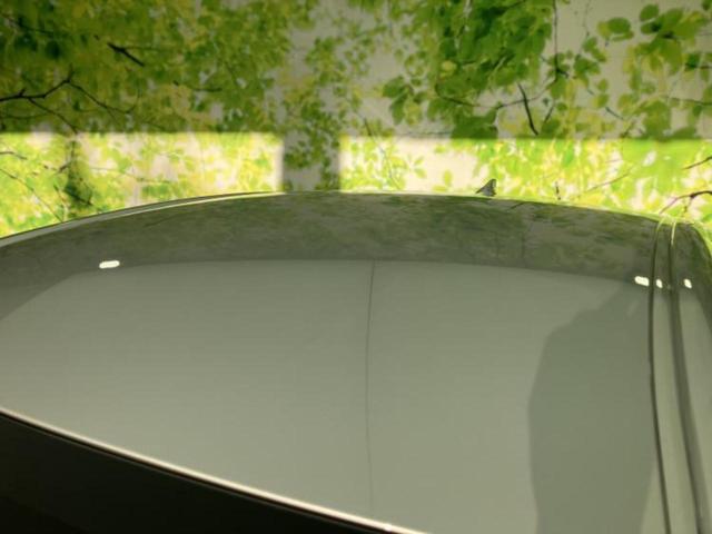 クラウンハイブリッド Ｇ　新品タイヤ／保証書／純正　８インチ　ナビ／トヨタセーフティセンス／シートヒーター／パノラミックビューモニター／車線逸脱防止支援システム／シート　合皮／ドライブレコーダー　純正／ヘッドランプ　ＬＥＤ（40枚目）