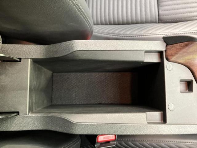 オーラ Ｇレザーエディション　新品タイヤ／ＢＯＳＥ／保証書／純正　９インチ　ＳＤナビ／インテリジェントルームミラー／エマージェンシーブレーキ／シートヒーター　前席／アラウンドビューモニター／車線逸脱防止支援システム　革シート（33枚目）