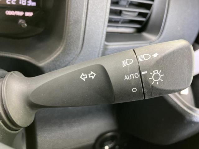 ハイゼットカーゴ クルーズ 保証書/ディスプレイオーディオ/衝突安全装置/車線逸脱防止支援システム/ETC/EBD付ABS/横滑り防止装置/アイドリングストップ/エアバッグ 運転席/エアバッグ 助手席/パワーウインドウ(13枚目)