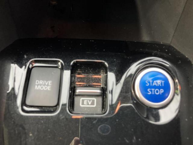 キックス Ｘ　保証書／純正　９インチ　ＳＤナビ／インテリジェントルームミラー／衝突安全装置／シートヒーター　前席／アラウンドビューモニター／車線逸脱防止支援システム／シート　ハーフレザー／プロパイロット　ＤＶＤ再生（31枚目）