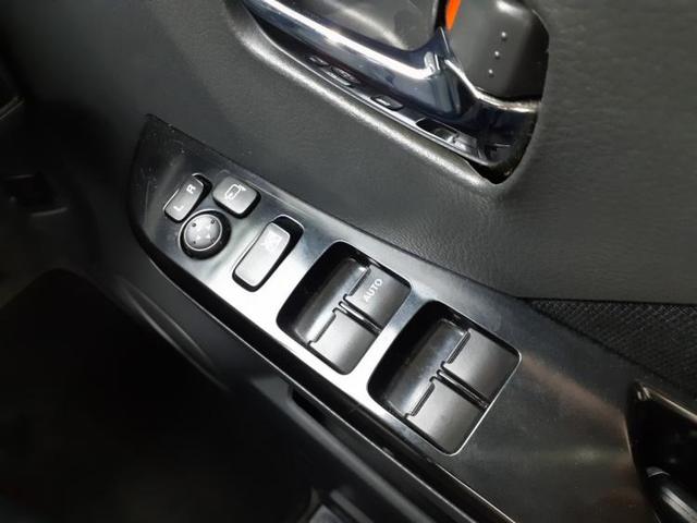X 社外 メモリーナビ/ヘッドランプ HID/EBD付ABS/TV/エアバッグ 運転席/エアバッグ 助手席/アルミホイール/パワーウインドウ/キーレスエントリー/オートエアコン/パワーステアリング(14枚目)
