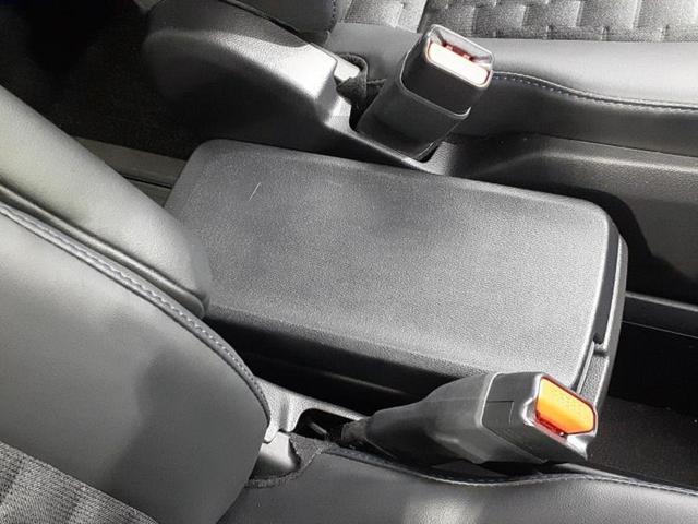 ヴォクシー Ｓ－Ｚ　純正　１０．５インチ　メモリーナビ／フリップダウンモニター　純正　１３．２インチ／トヨタセーフティセンス／両側電動スライドドア／シートヒーター　前席／車線逸脱防止支援システム／オートステップ　ドラレコ（32枚目）