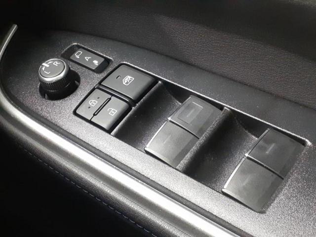 ヴォクシー Ｓ－Ｚ　純正　１０．５インチ　メモリーナビ／フリップダウンモニター　純正　１３．２インチ／トヨタセーフティセンス／両側電動スライドドア／シートヒーター　前席／車線逸脱防止支援システム／オートステップ　ドラレコ（40枚目）