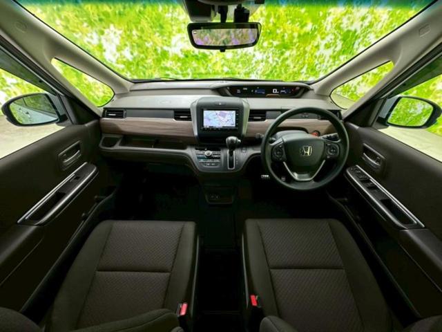 フリード G 新品タイヤ/福祉車両/保証書/純正 SDナビ/デジタルインナーミラー/衝突安全装置/両側電動スライドドア/車線逸脱防止支援システム/パーキングアシスト バックガイド/ドライブレコーダー 純正 ドラレコ(4枚目)