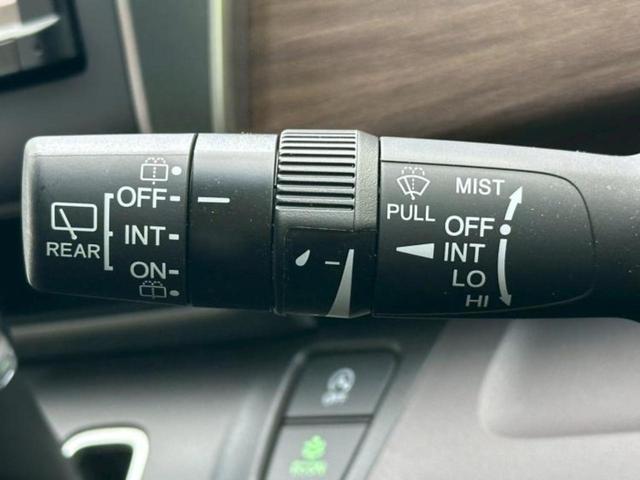 フリード G 新品タイヤ/福祉車両/保証書/純正 SDナビ/デジタルインナーミラー/衝突安全装置/両側電動スライドドア/車線逸脱防止支援システム/パーキングアシスト バックガイド/ドライブレコーダー 純正 ドラレコ(17枚目)