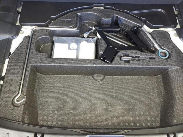 XV 4WD1.6i-Lアイサイト 保証書/純正 8インチ SDナビ/衝突安全装置/車線逸脱防止支援システム/ドライブレコーダー 純正/ヘッドランプ LED/USBジャック/Bluetooth接続/ETC2.0/EBD付ABS 4WD(24枚目)