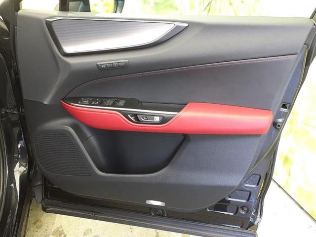 NX NX350h Fスポーツ サンルーフ/保証書/純正 SDナビ/デジタルインナーミラー/衝突安全装置/シートヒーター/パノラミックビューモニター/車線逸脱防止支援システム/シート 合皮/パーキングアシスト 自動操舵 全周囲カメラ(20枚目)